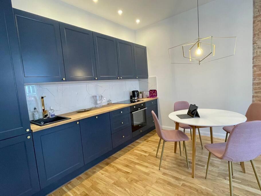 Luxury Apartment In Gliwice Near Town Square Kültér fotó